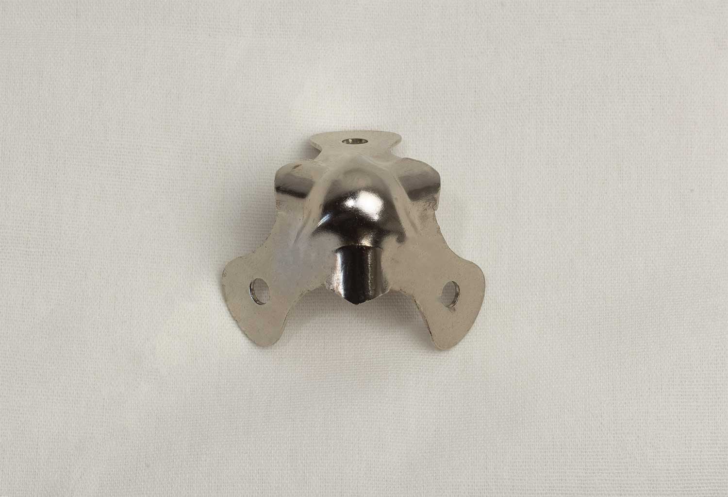Part 1004c - Nickel 3-Leg Bottom Back Corner (Older Style, with screws)