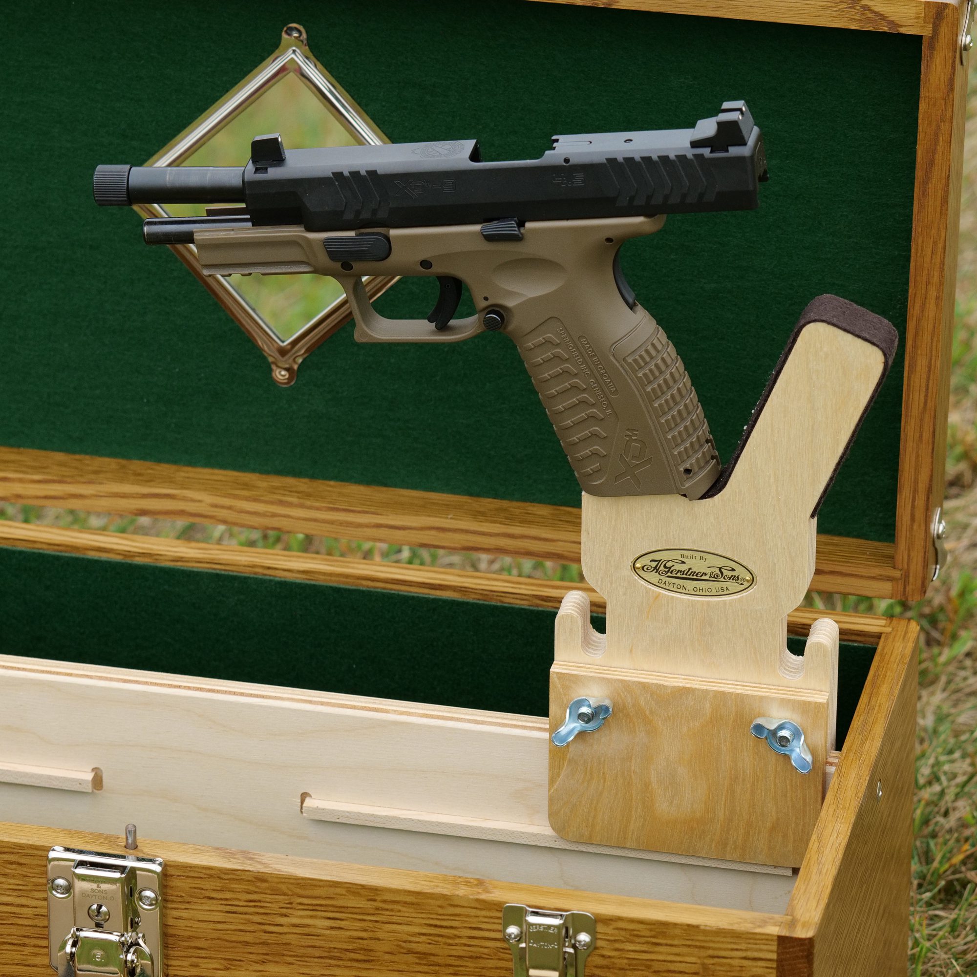 2001SP-GO_pistol-fork