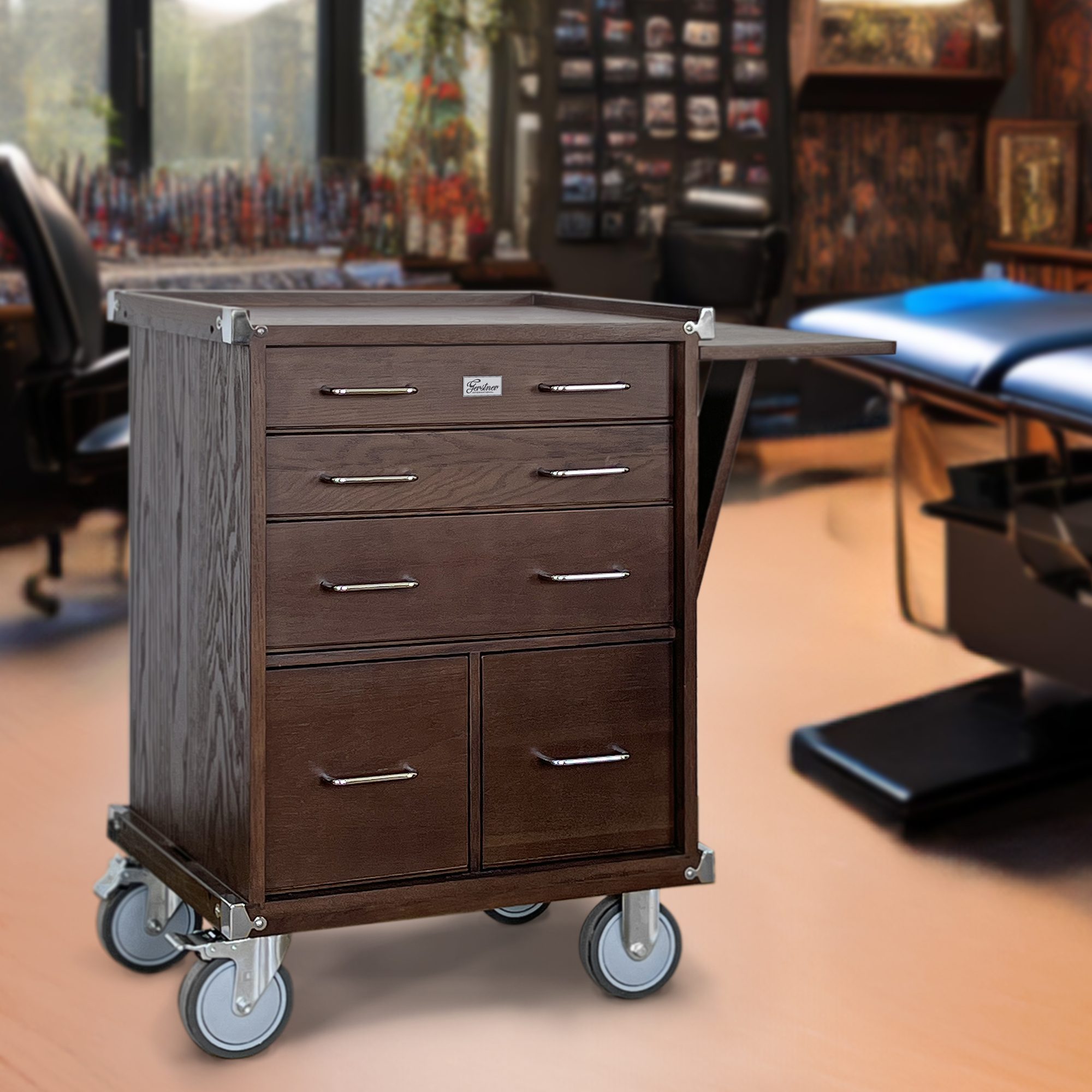 GI-R20d_Tattoo-Studio_sq